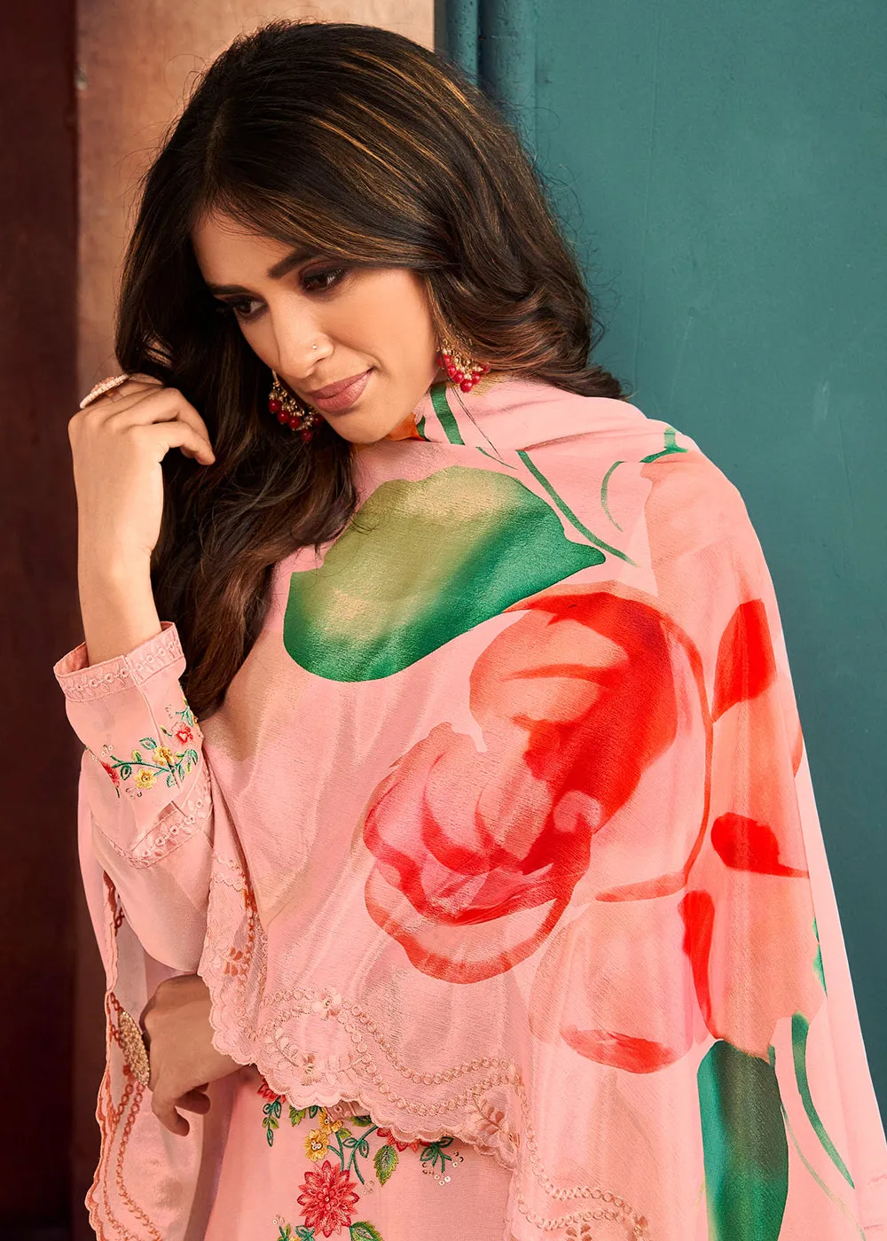Beautiful Pink Georgette Festive Salwar Kurta Suit