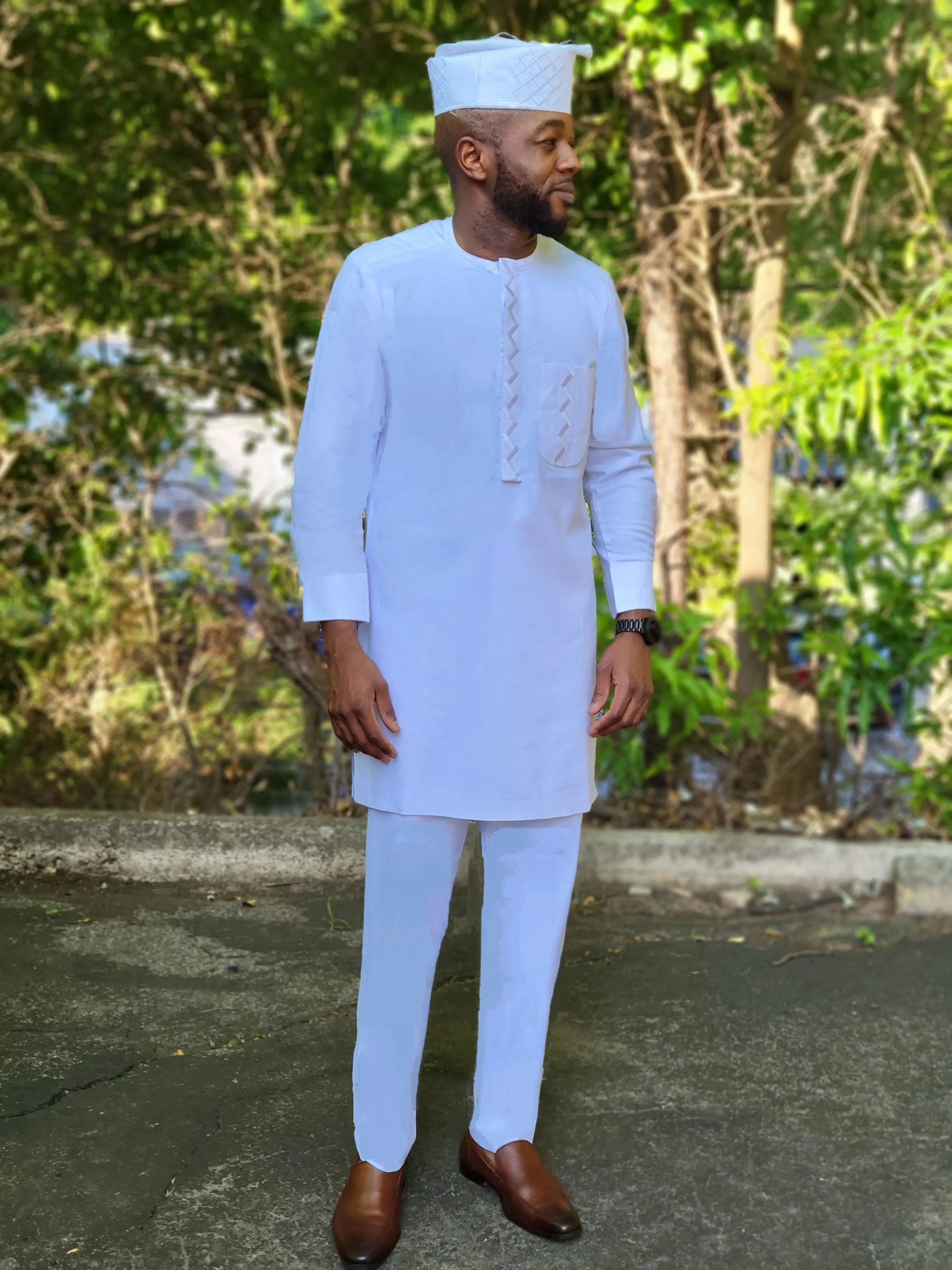 Felix Embroidered White African Senator Kaftan Dashiki Top with matching pants-DPXWSS5