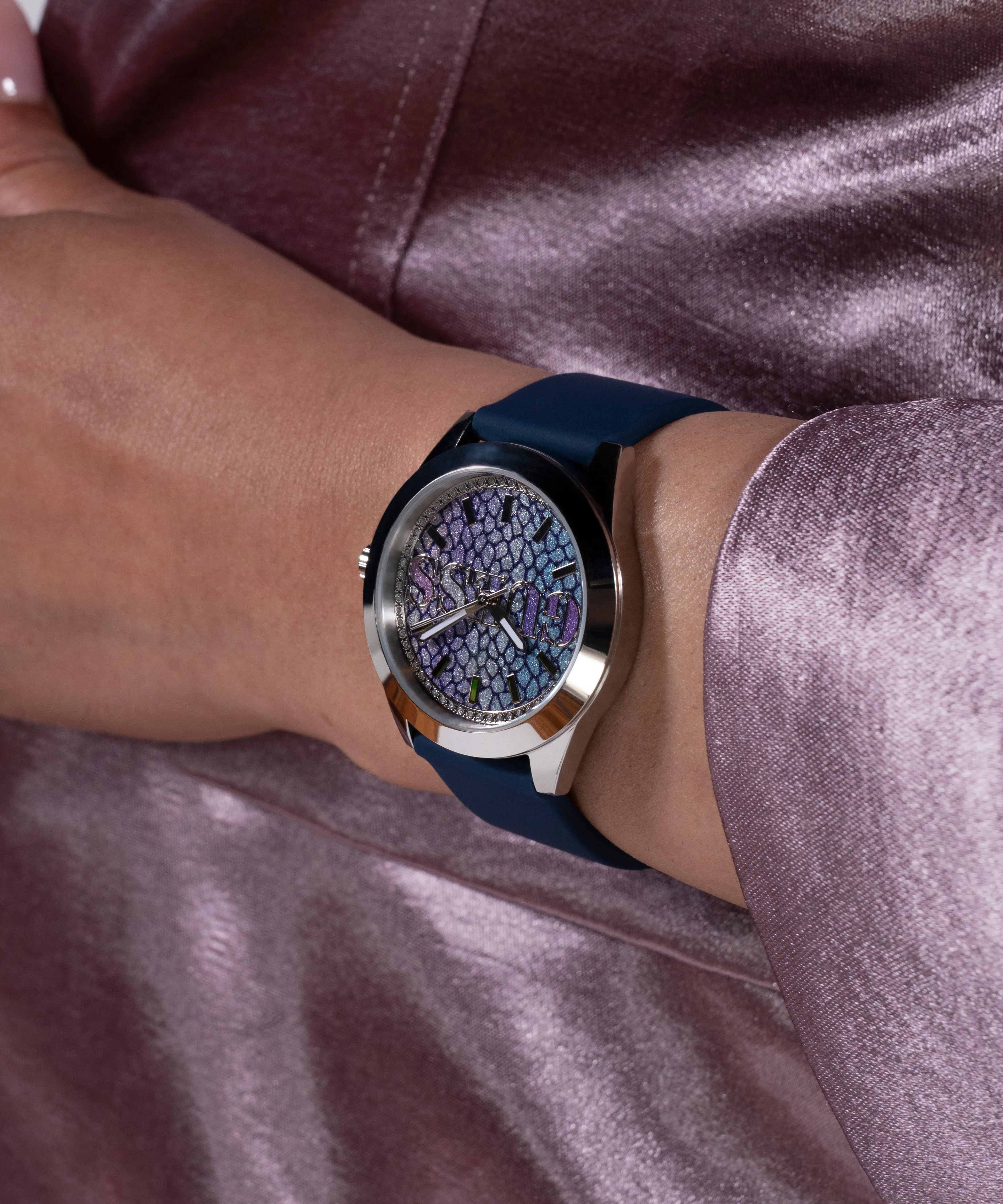 GUESS Ladies Blue Silver Tone Analog Watch