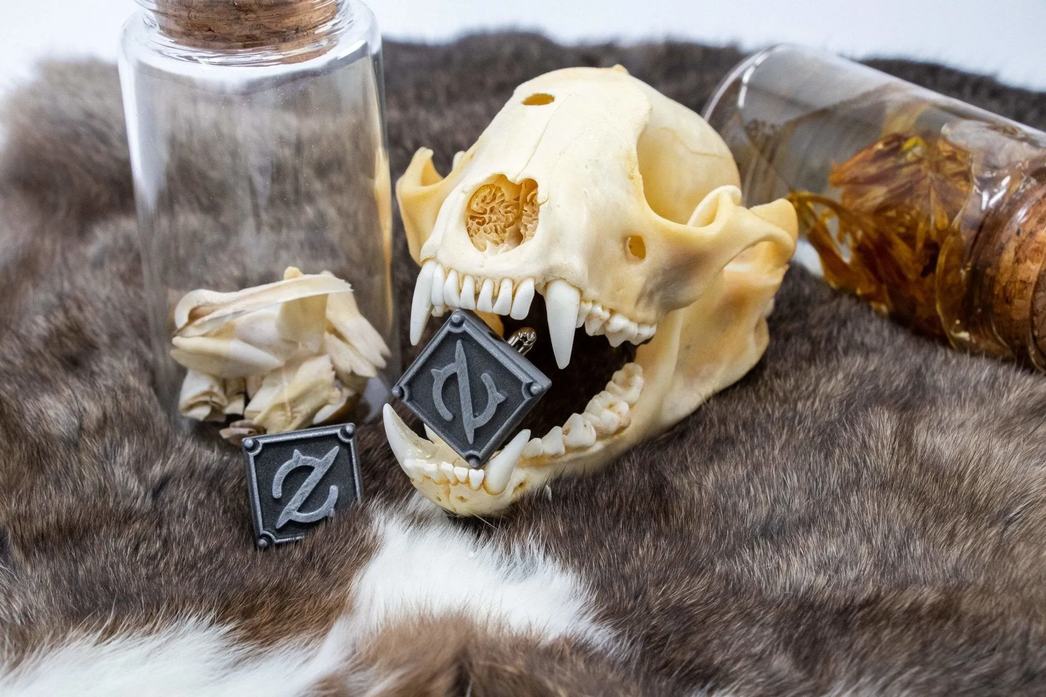 Gunbreaker Job Icons Cufflinks - FFXIV