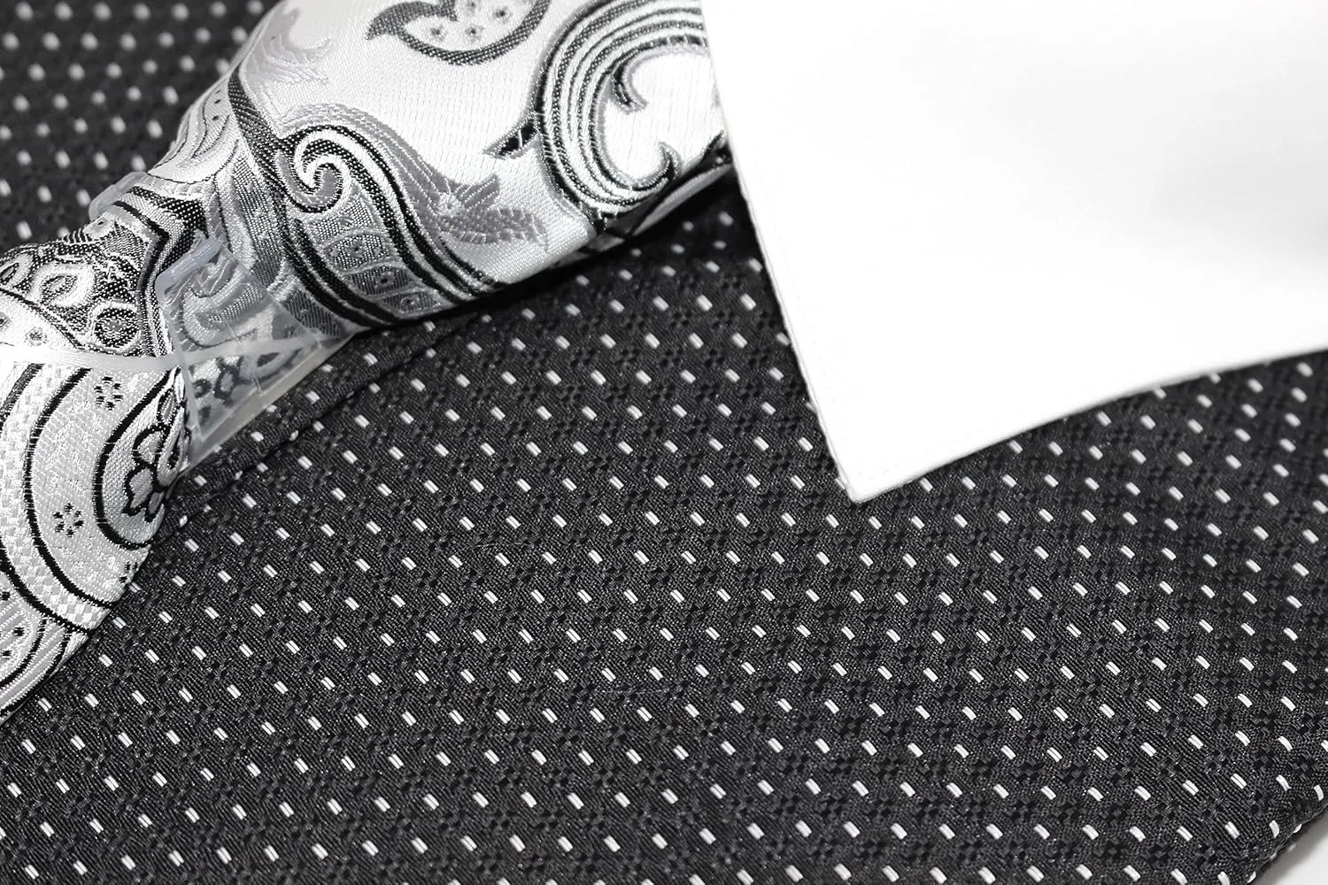 Men's Pin Dot Pattern Regular Fit French Cuffs Dress Shirts with Tie Hanky Cufflinks Combo