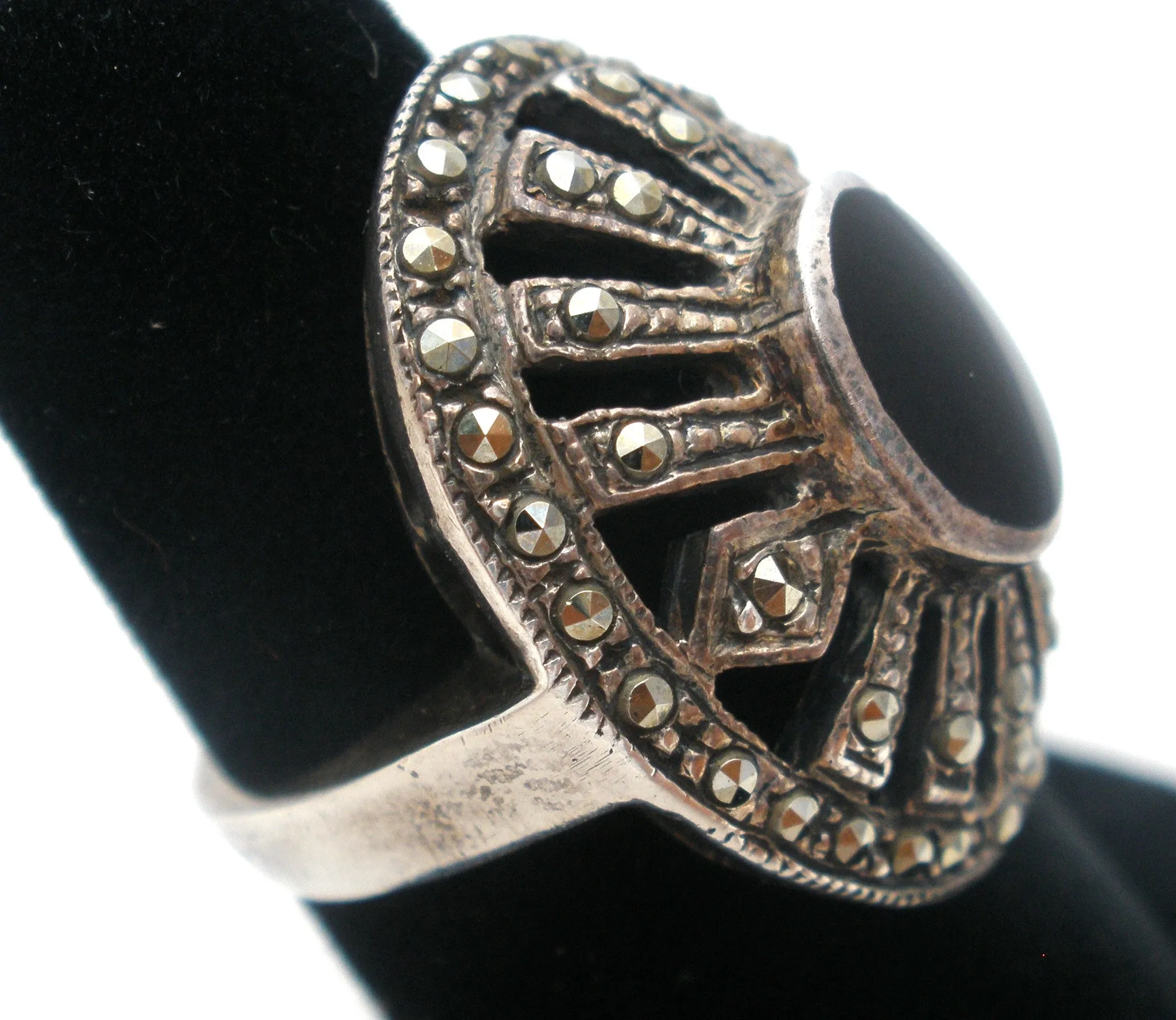 Sterling Silver Black Onyx & Marcasite Ring Size 5