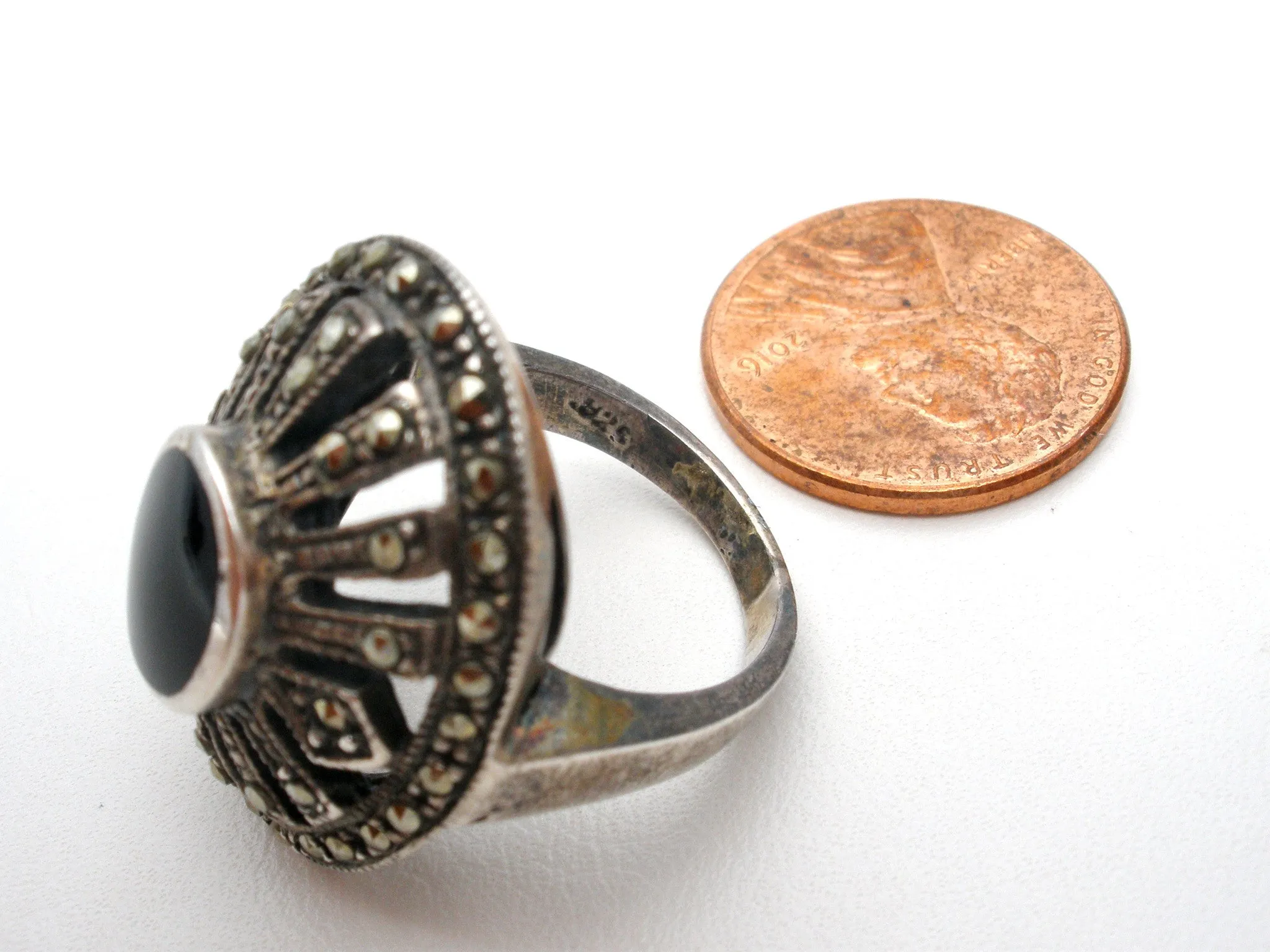 Sterling Silver Black Onyx & Marcasite Ring Size 5