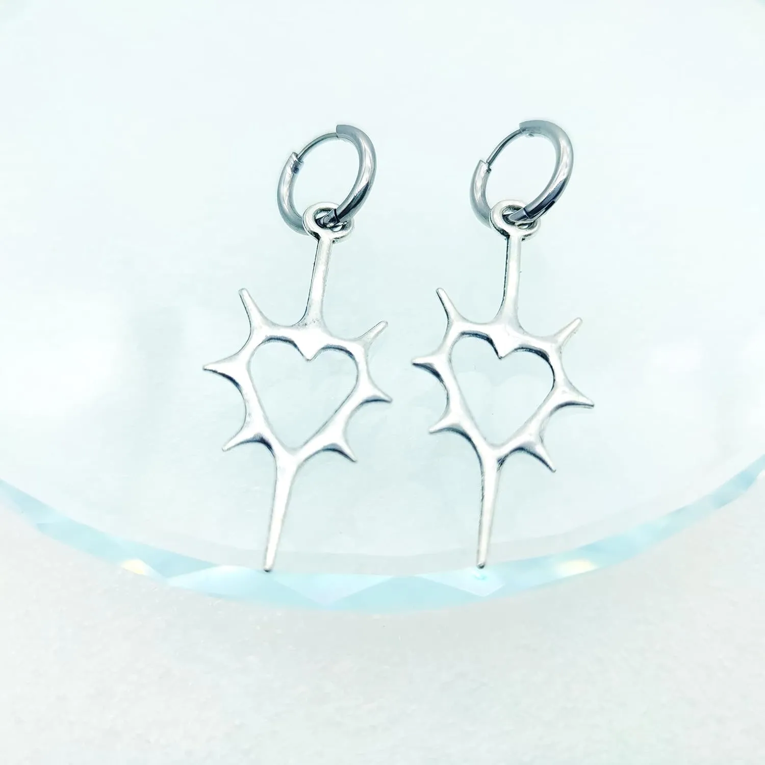 Y2K Goth Punk Barbed Dangle Heart Spike Earrings for Men Women Unique Stainless Steel Earrings Emo Weird Witchy Alternative Abstract Quirky